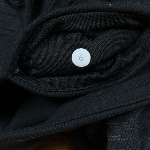 Lululemon Cropped 20.5''‎ Leggings Knit Striped Dark Gray Size 6 - Picture 6 of 6